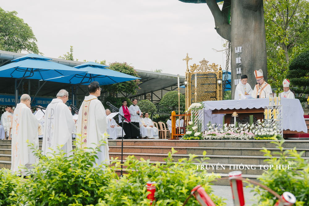 Thánh lễ hành hương Đức Mẹ La Vang
